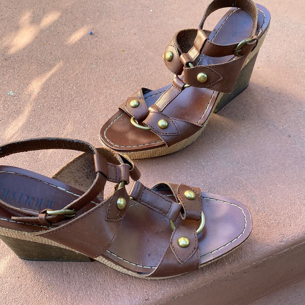 Boutique 9 wedge strappy sandals heels
